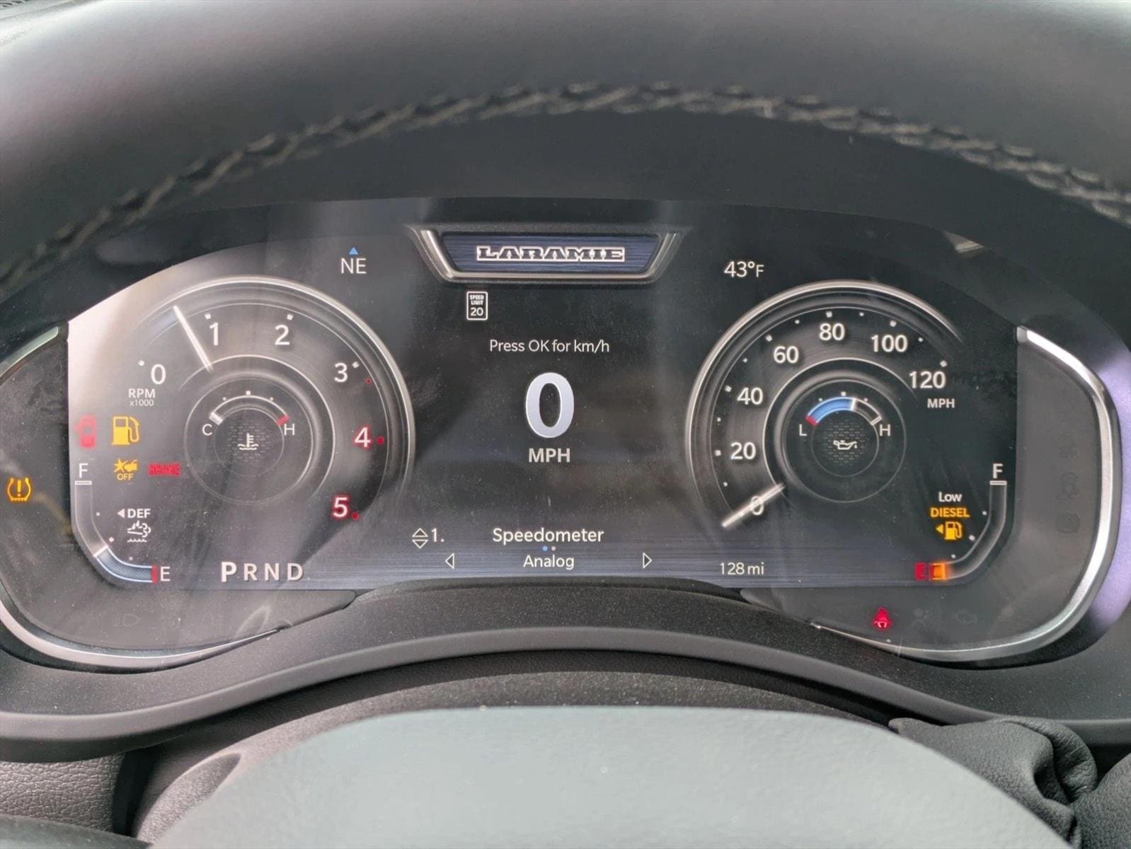 2026 RAM 3500 Laramie - Photo 10