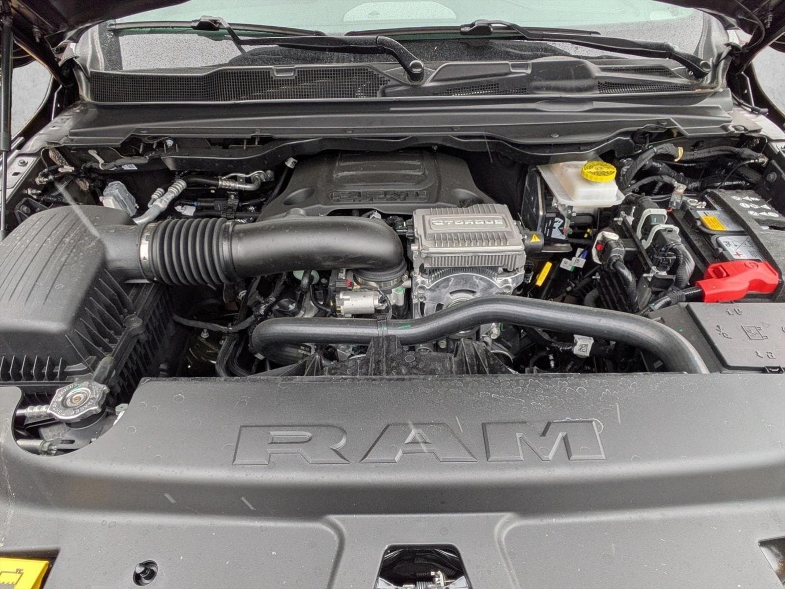 2026 RAM 1500 Laramie - Photo 16