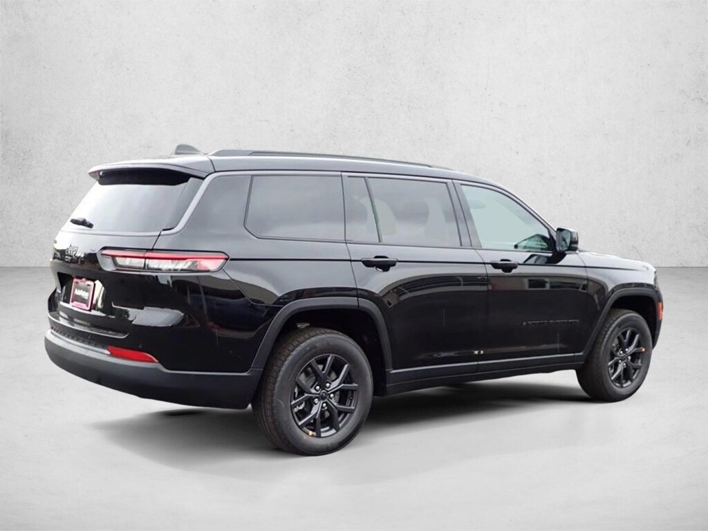 New 2027 Jeep Grand Cherokee Laredo Altitude SUV