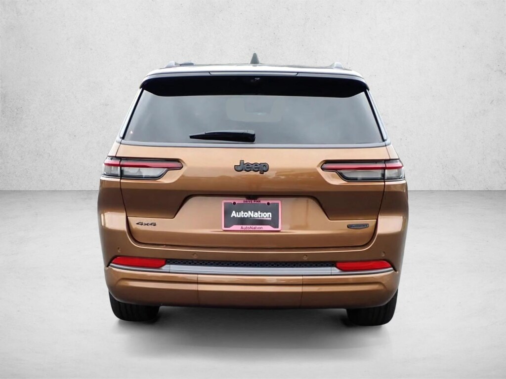 New 2027 Jeep Grand Cherokee Summit SUV