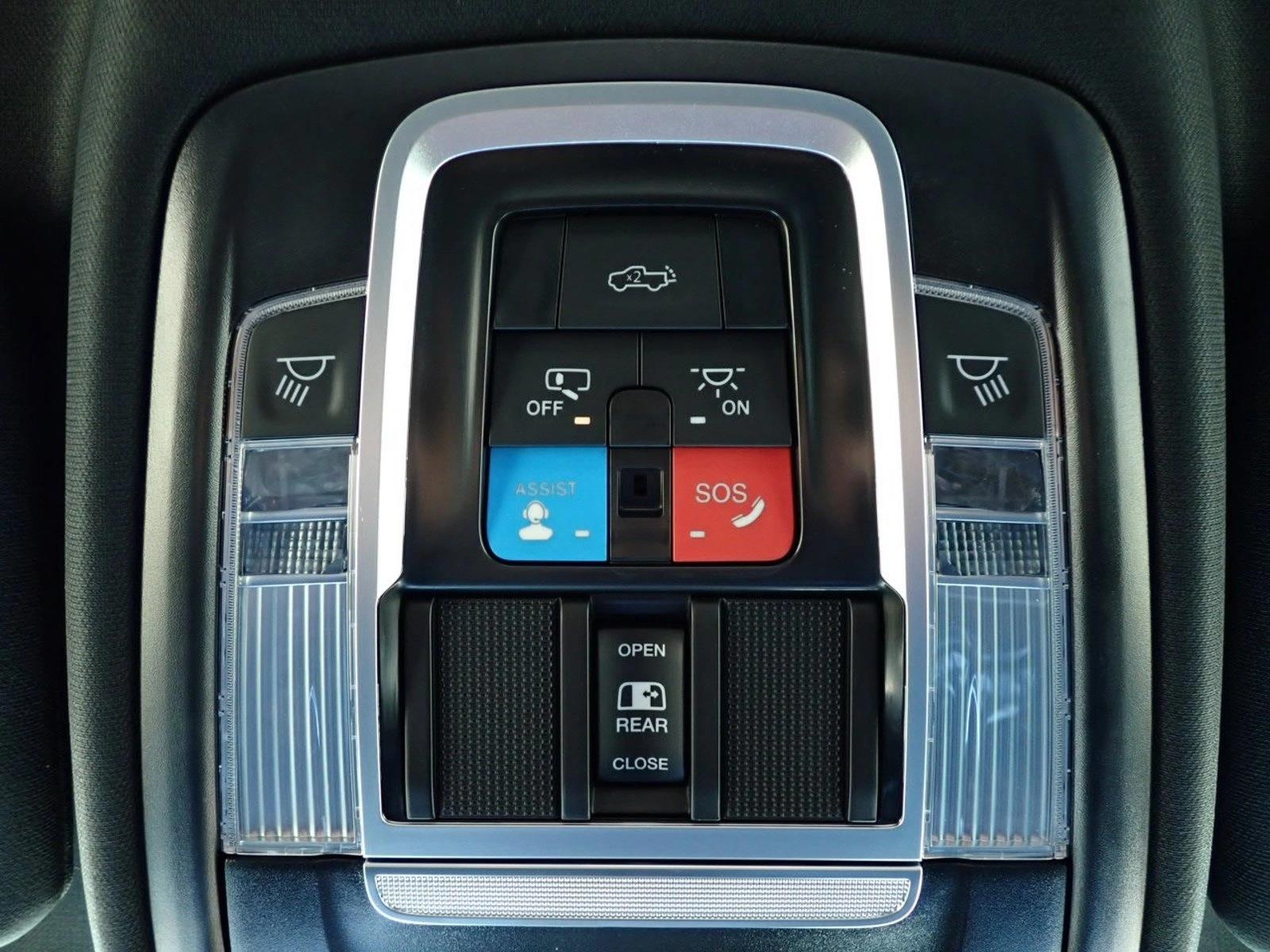 2026 RAM 3500 Laramie - Photo 22