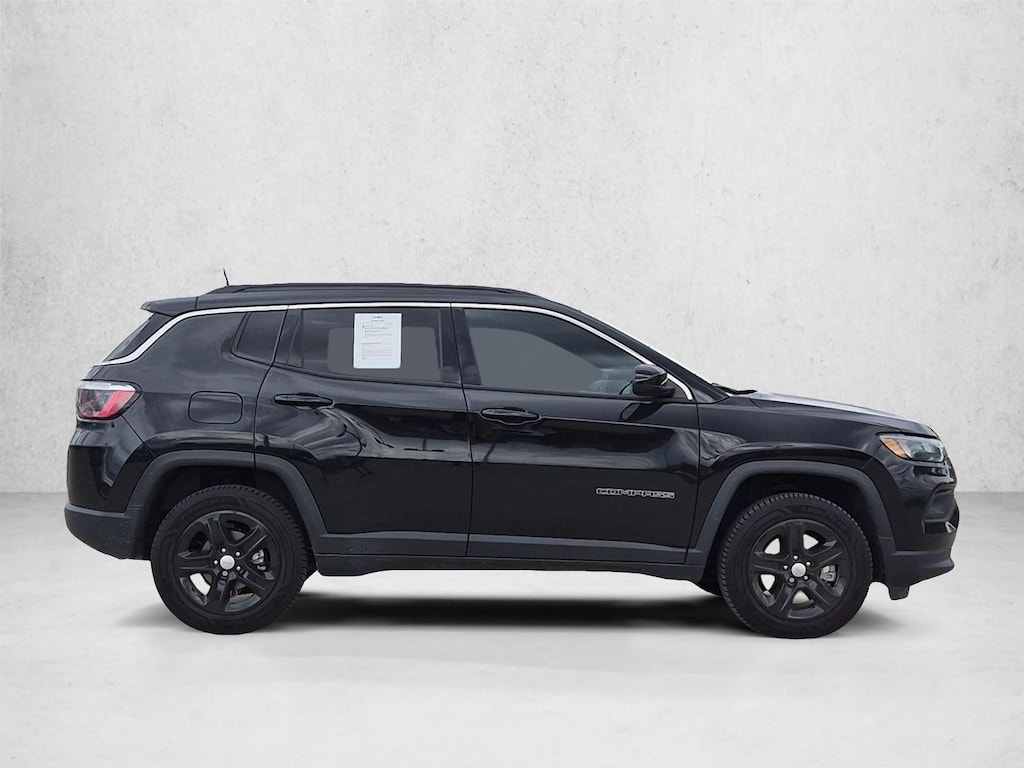 Used 2023 Jeep Compass Latitude Sport Utility