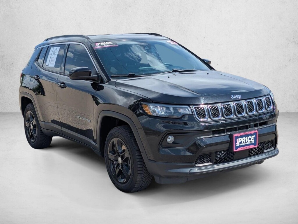 Used 2023 Jeep Compass Latitude Sport Utility