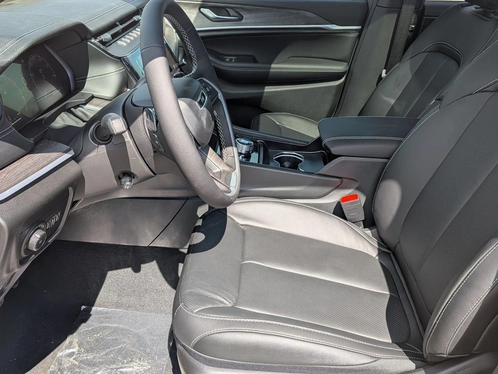 New 2026 Jeep Grand Cherokee L Limited Reserve SUV