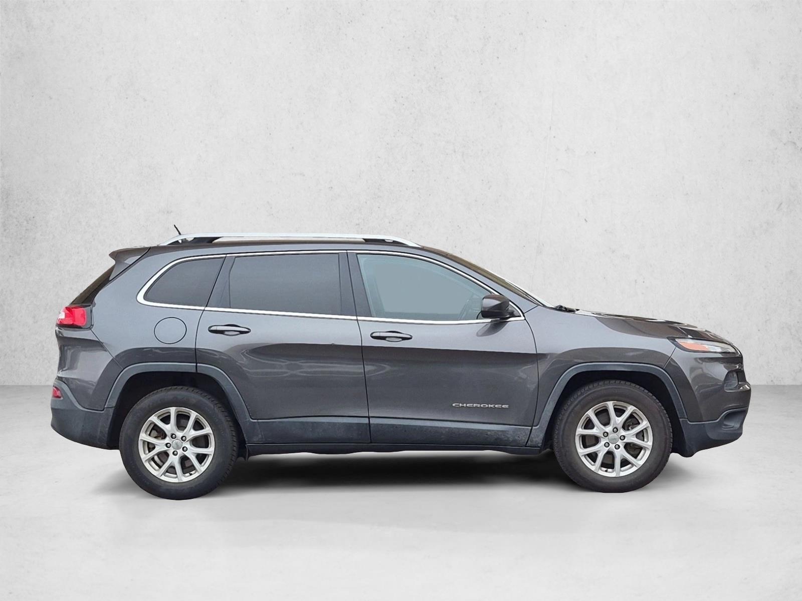 Used 2015 Jeep Cherokee Latitude Sport Utility
