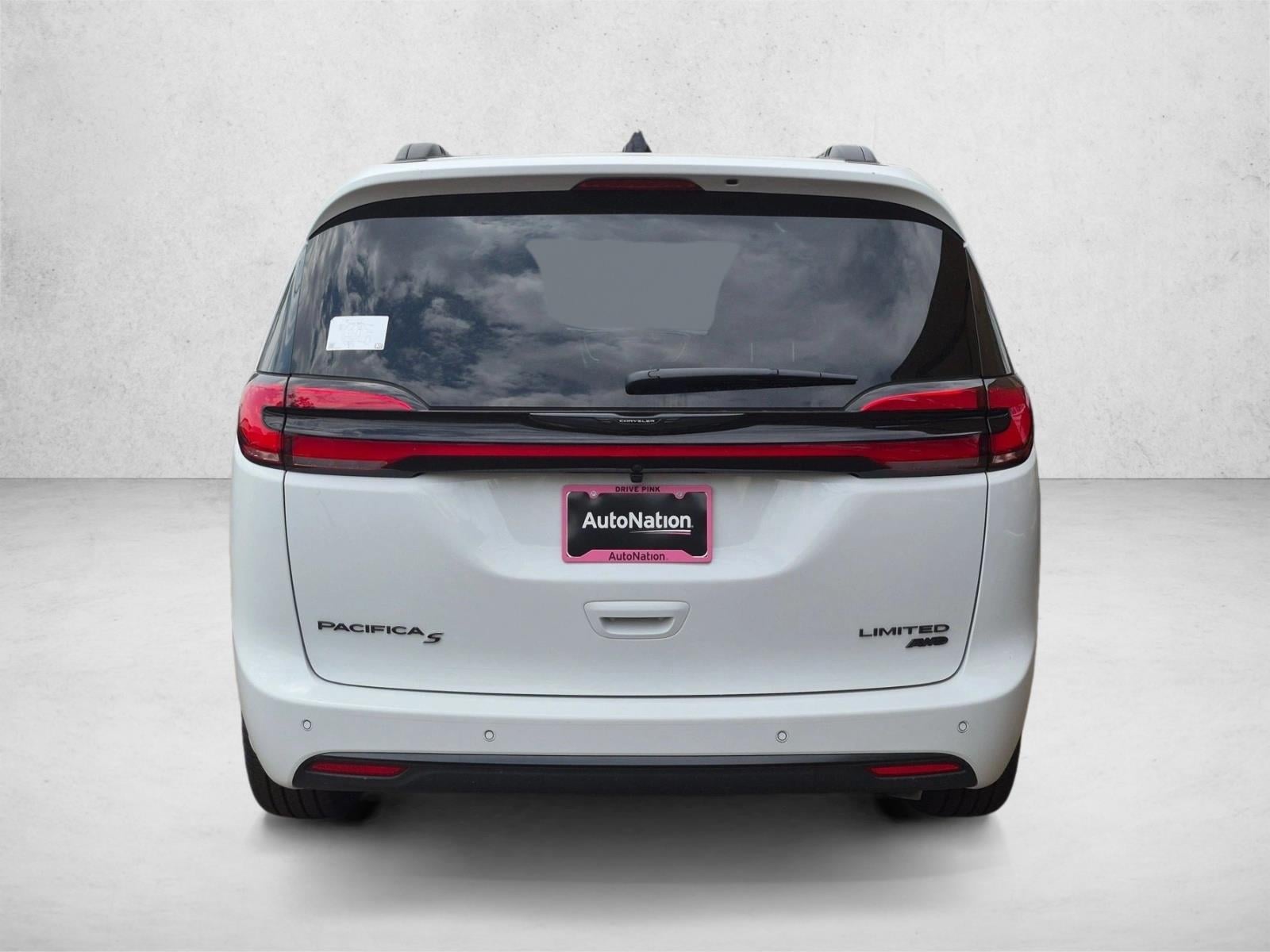 2026 Chrysler Pacifica Limited - Photo 6