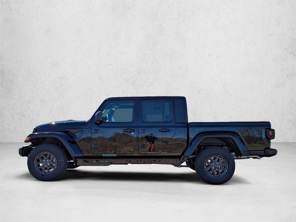 New 2026 Jeep Gladiator Sport S Truck Crew Cab