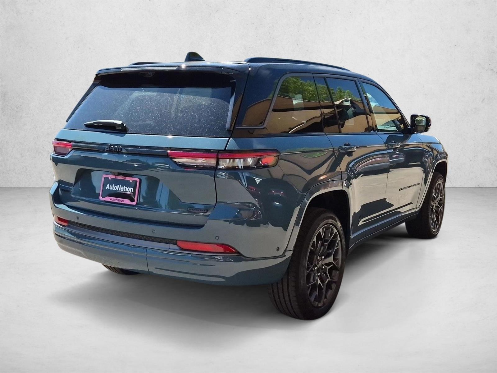 New 2027 Jeep Grand Cherokee Summit SUV