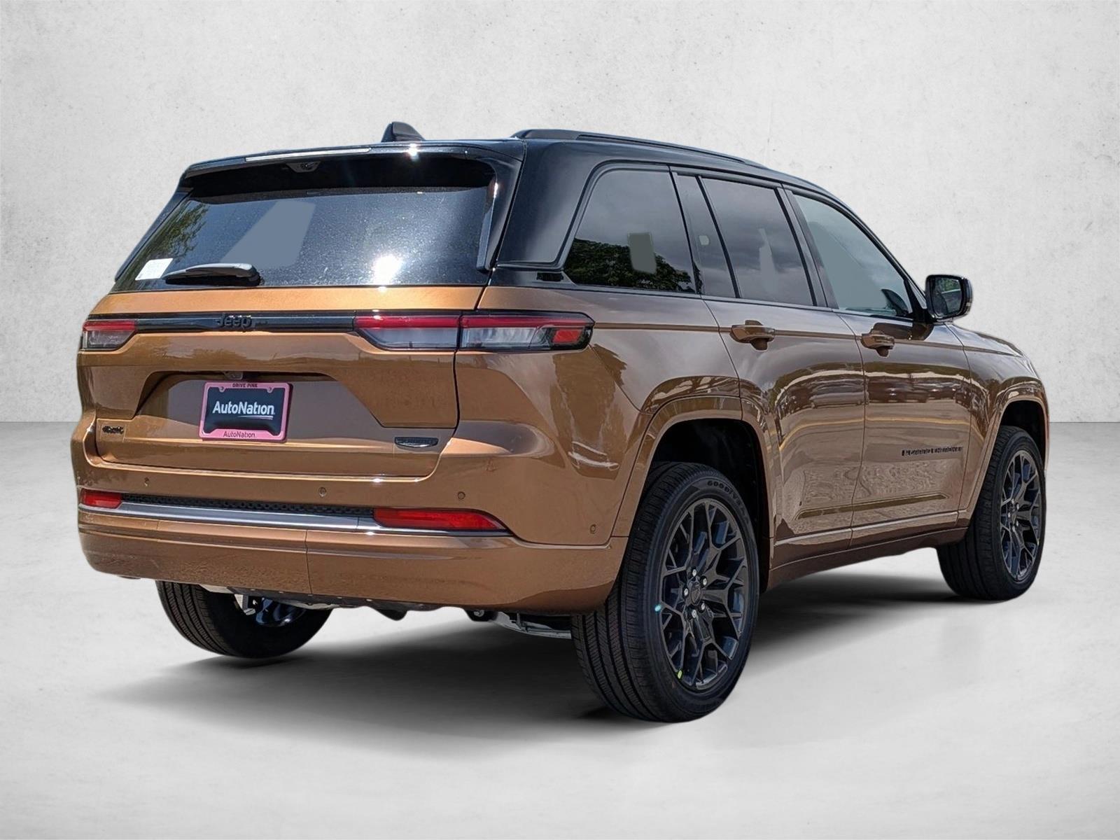 New 2026 Jeep Grand Cherokee Summit SUV