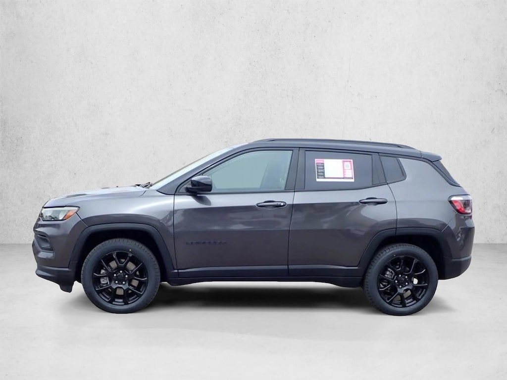 Used 2023 Jeep Compass Altitude Sport Utility