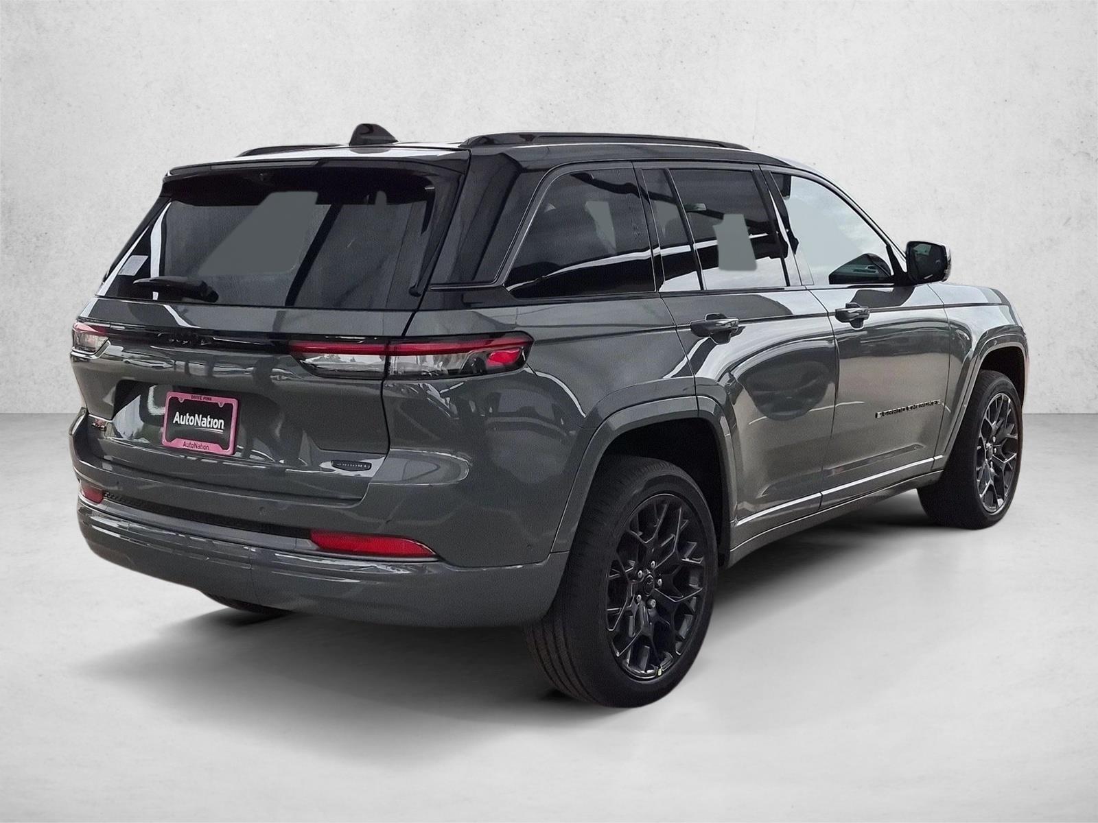 New 2027 Jeep Grand Cherokee Summit SUV