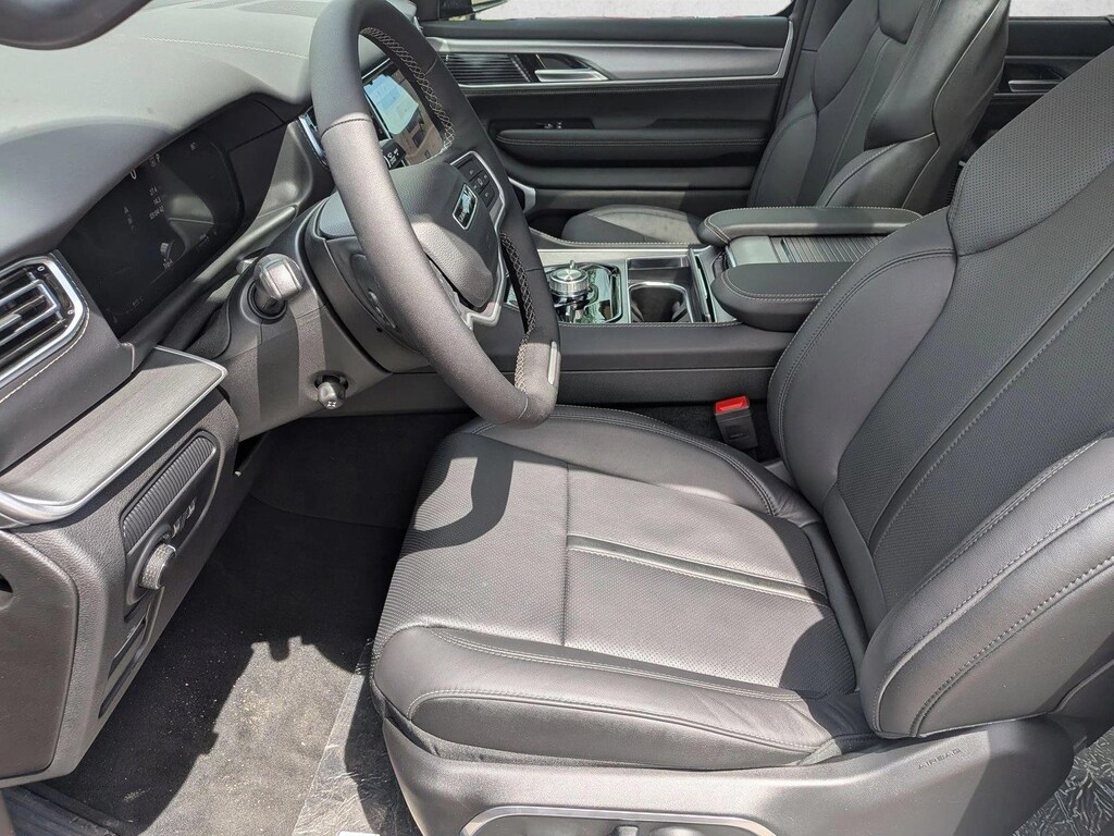 New 2026 Jeep Grand Wagoneer Limited Reserve SUV