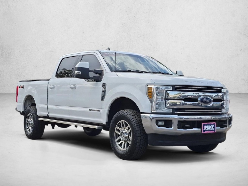 Used 2019 Ford F-250 LARIAT Crew Cab Pickup
