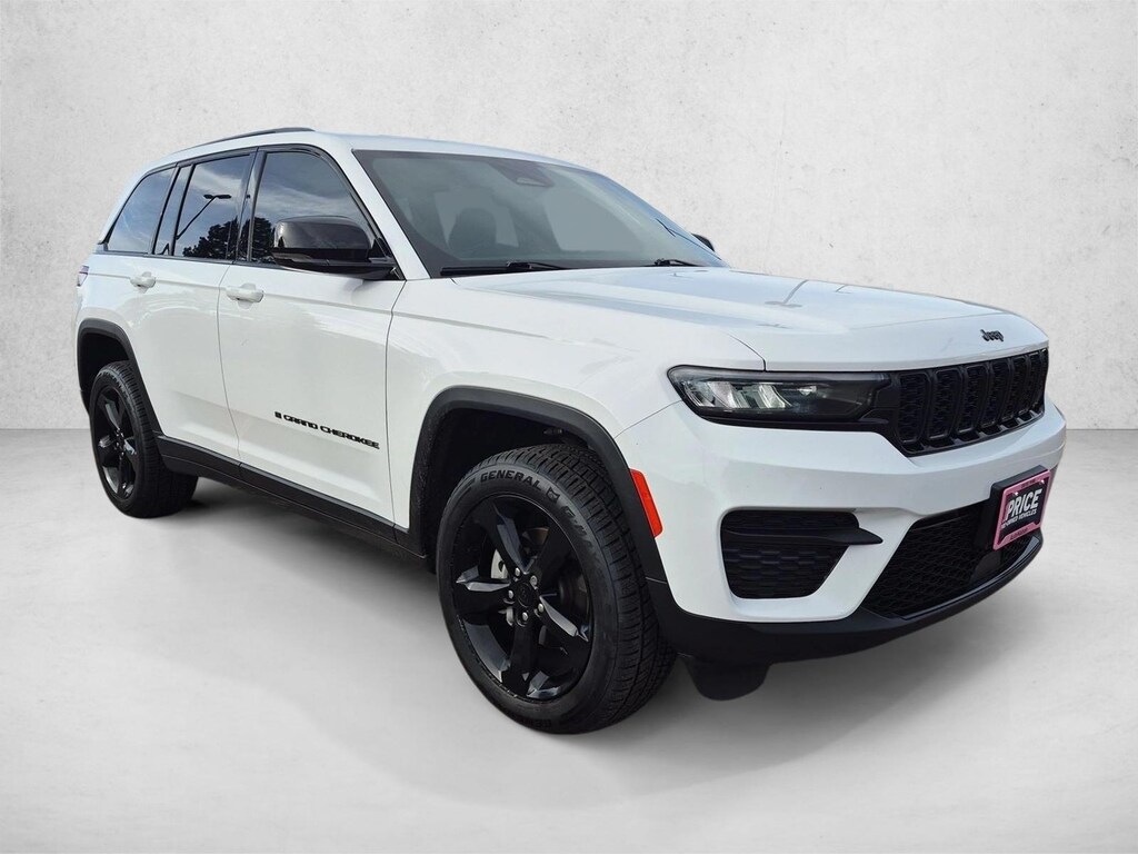 Used 2023 Jeep Grand Cherokee Altitude Sport Utility