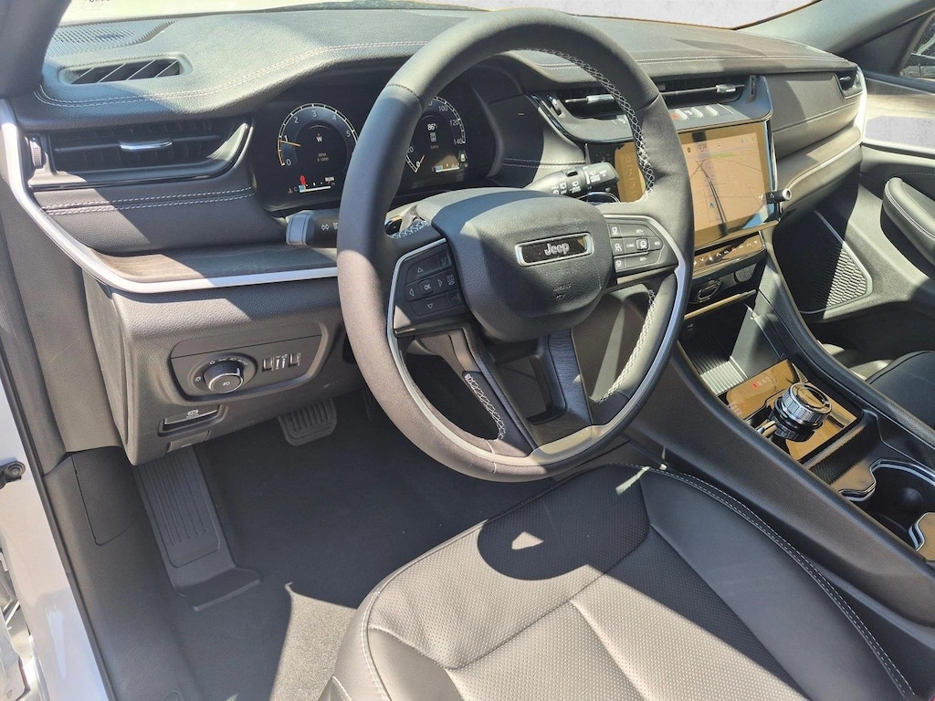 New 2026 Jeep Grand Cherokee Limited Reserve SUV