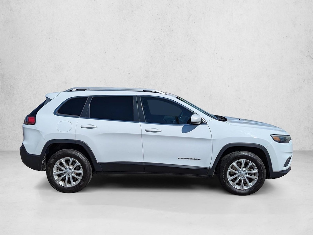 Used 2019 Jeep Cherokee Latitude Sport Utility