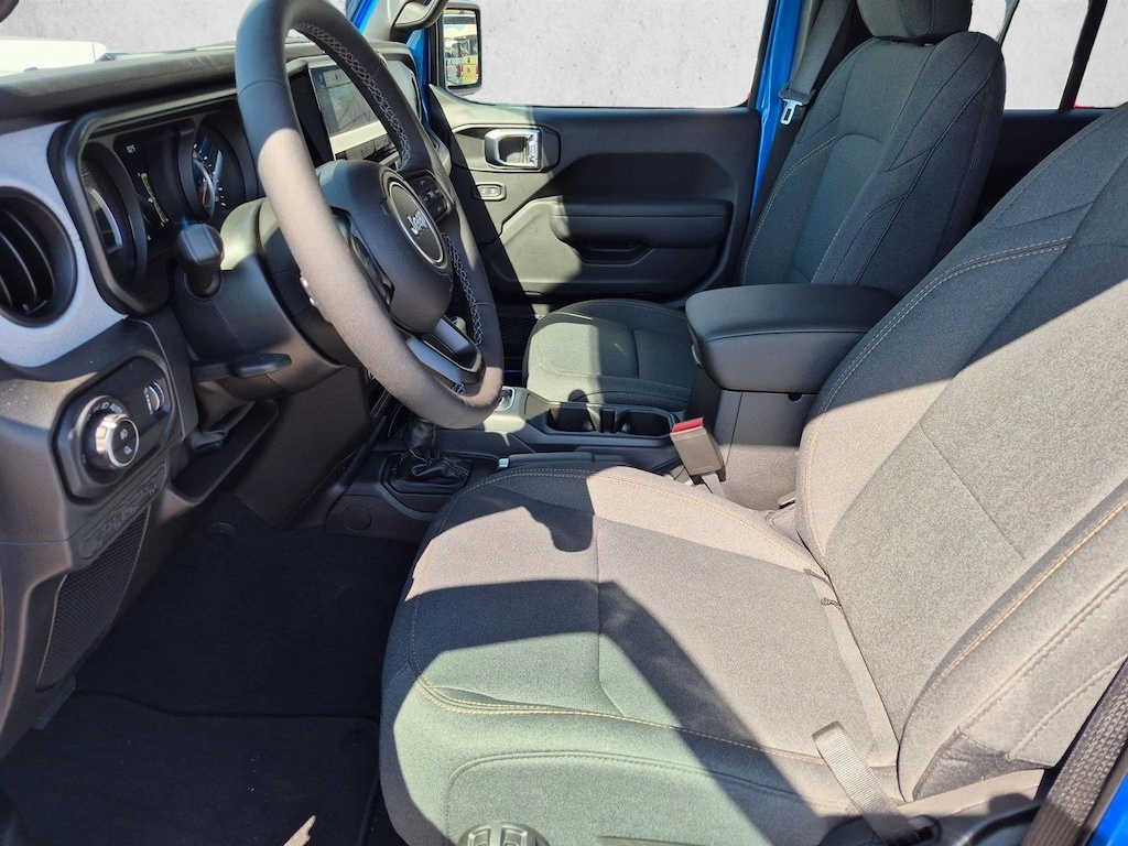 New 2026 Jeep Gladiator Sport S Truck Crew Cab