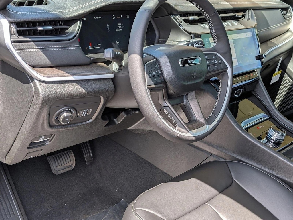 New 2026 Jeep Grand Cherokee Limited SUV