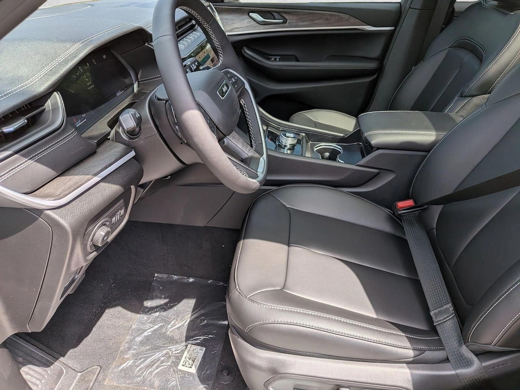 New 2026 Jeep Grand Cherokee L Limited SUV