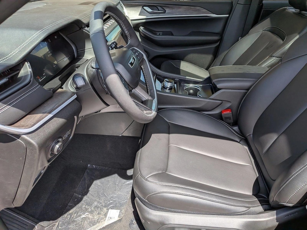 New 2026 Jeep Grand Cherokee Limited SUV