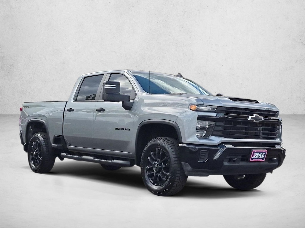 Used 2025 Chevrolet Silverado 2500HD Custom Crew Cab Pickup