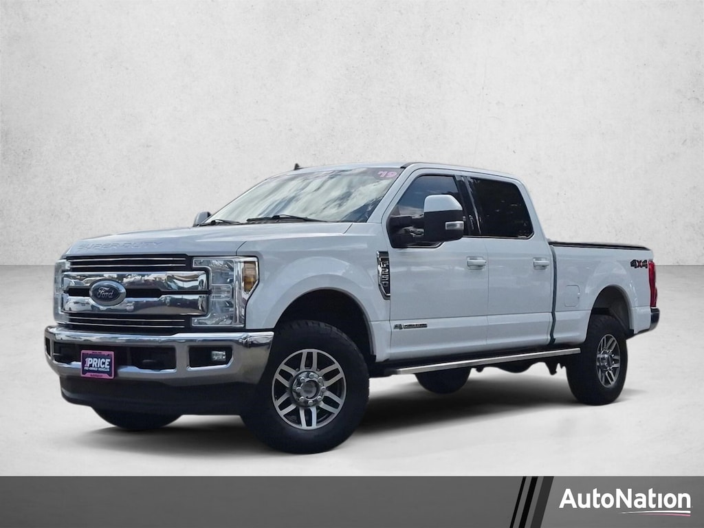 Used 2019 Ford F-250 LARIAT Crew Cab Pickup