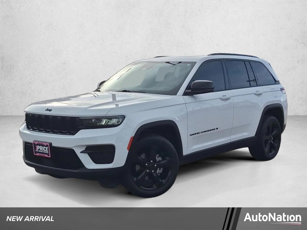 Used 2023 Jeep Grand Cherokee Altitude Sport Utility
