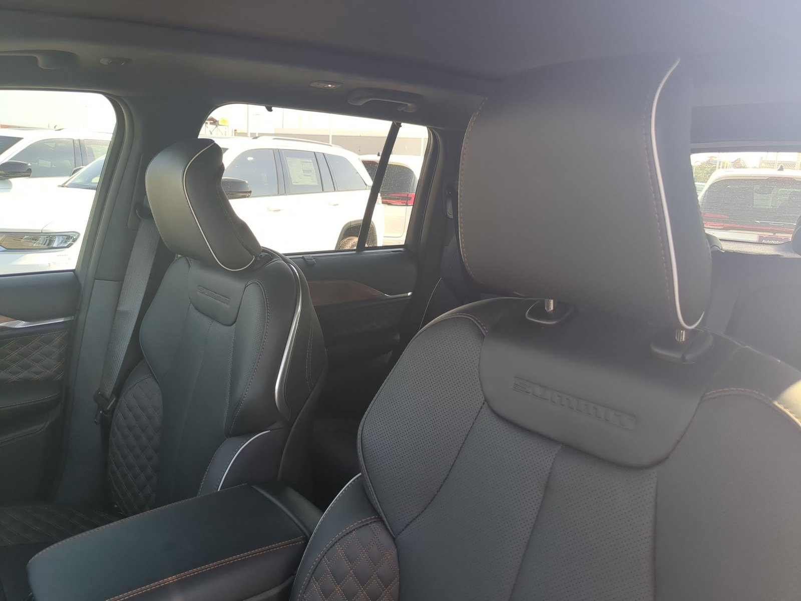 New 2027 Jeep Grand Cherokee Summit SUV