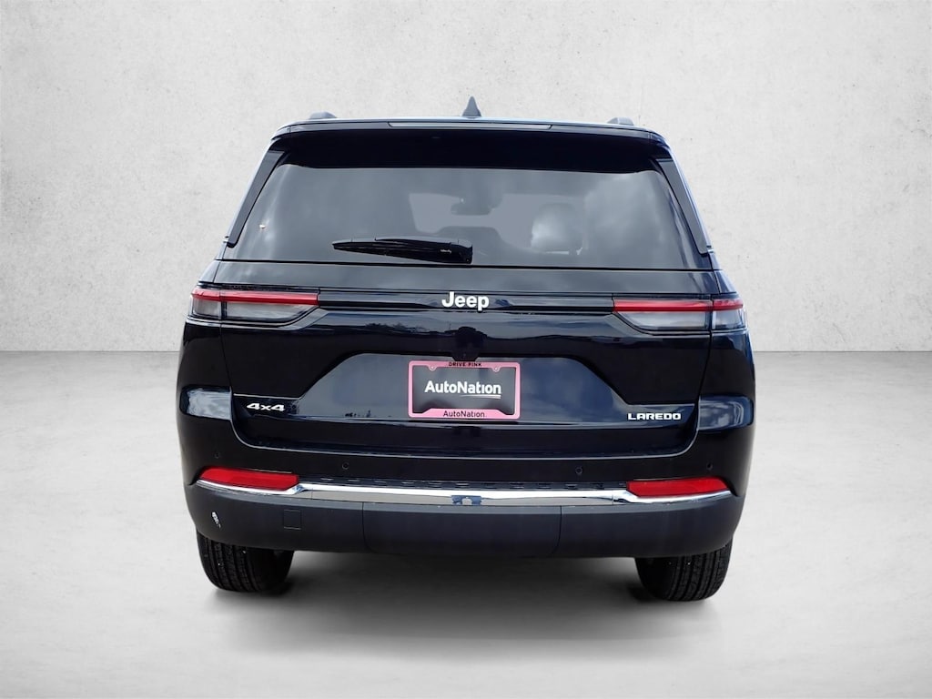 New 2026 Jeep Grand Cherokee Laredo X SUV