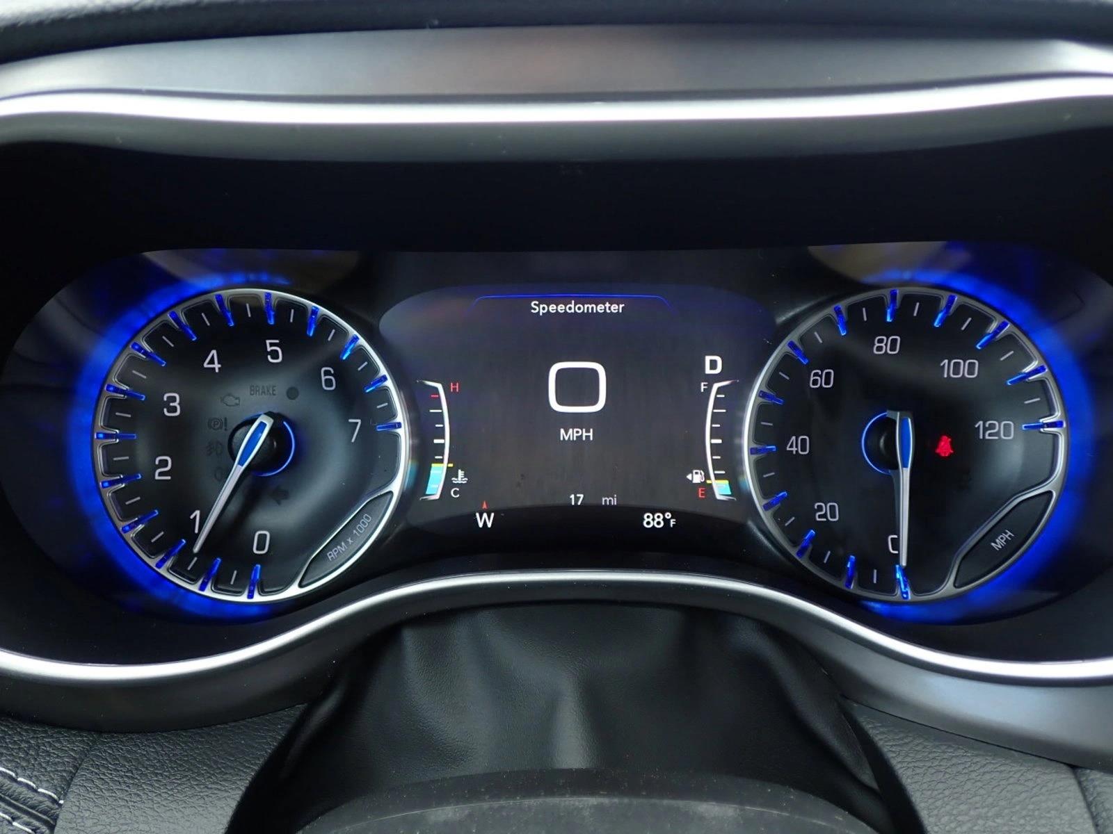 2025 Chrysler Pacifica Select - Photo 27
