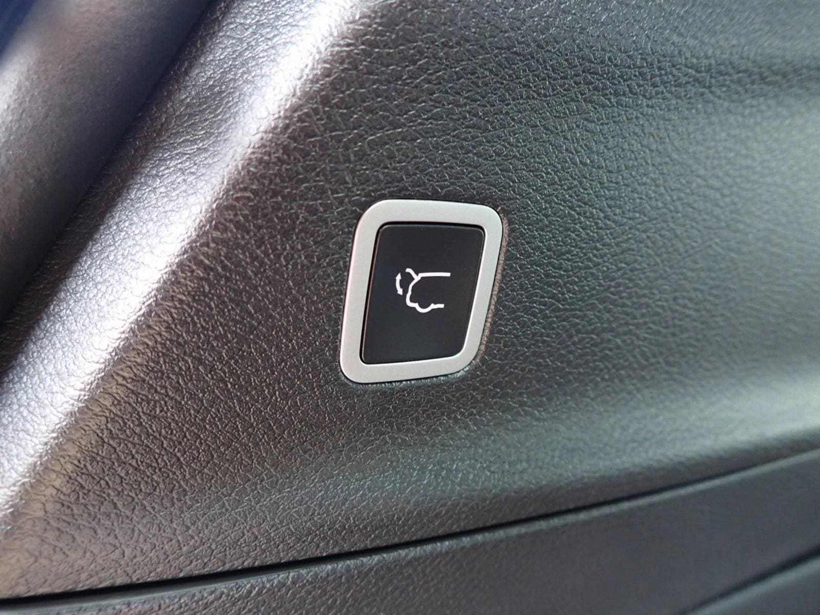 2025 Chrysler Pacifica Select - Photo 9