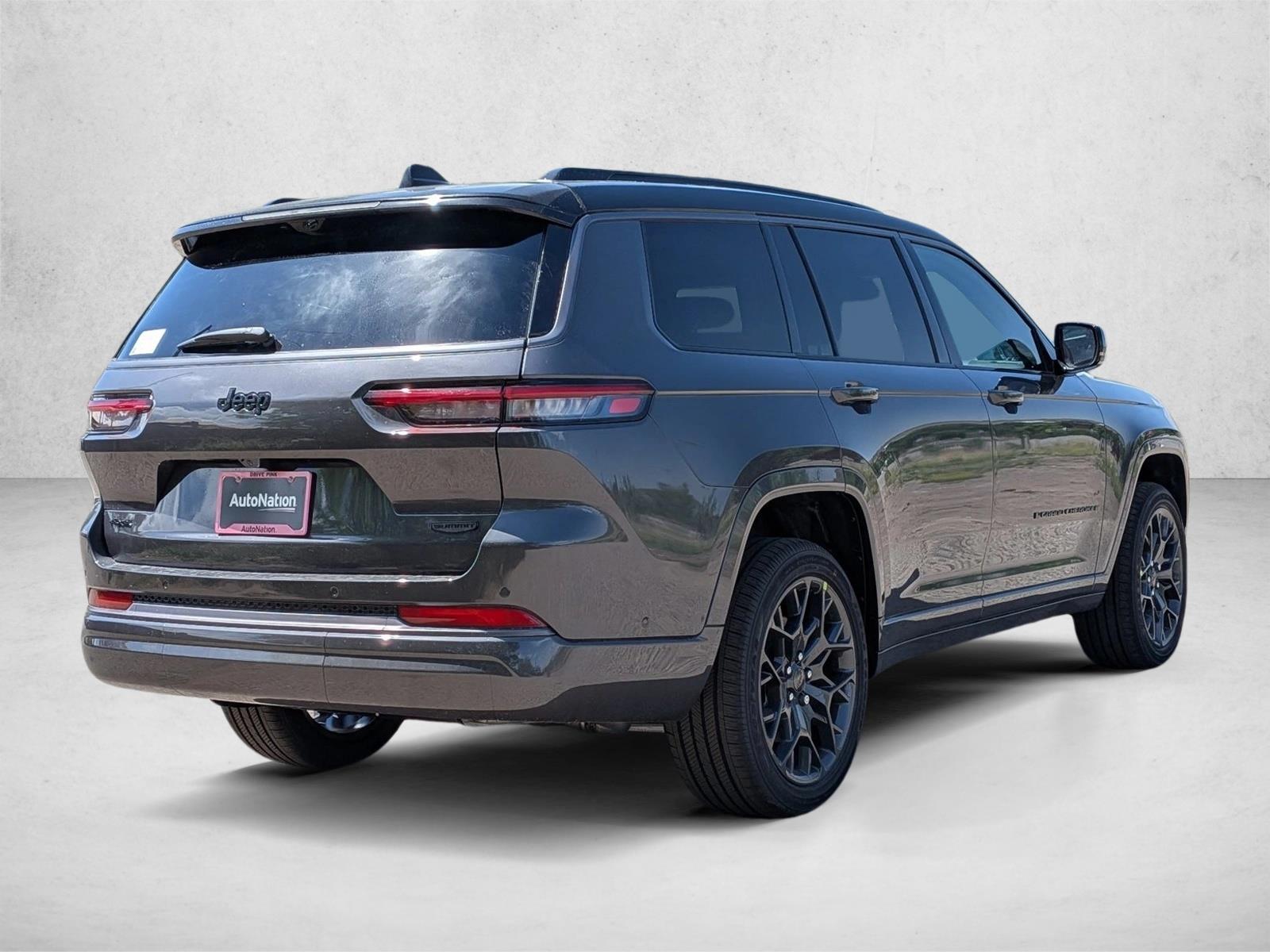 New 2026 Jeep Grand Cherokee Summit SUV