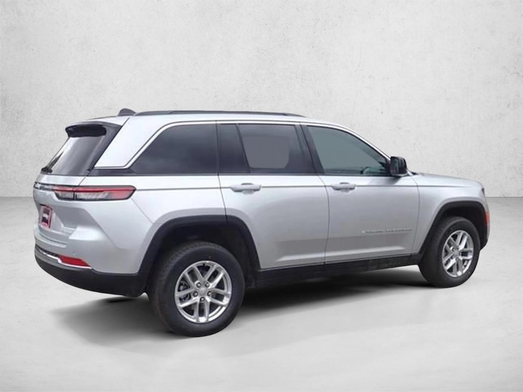 New 2026 Jeep Grand Cherokee Laredo X SUV