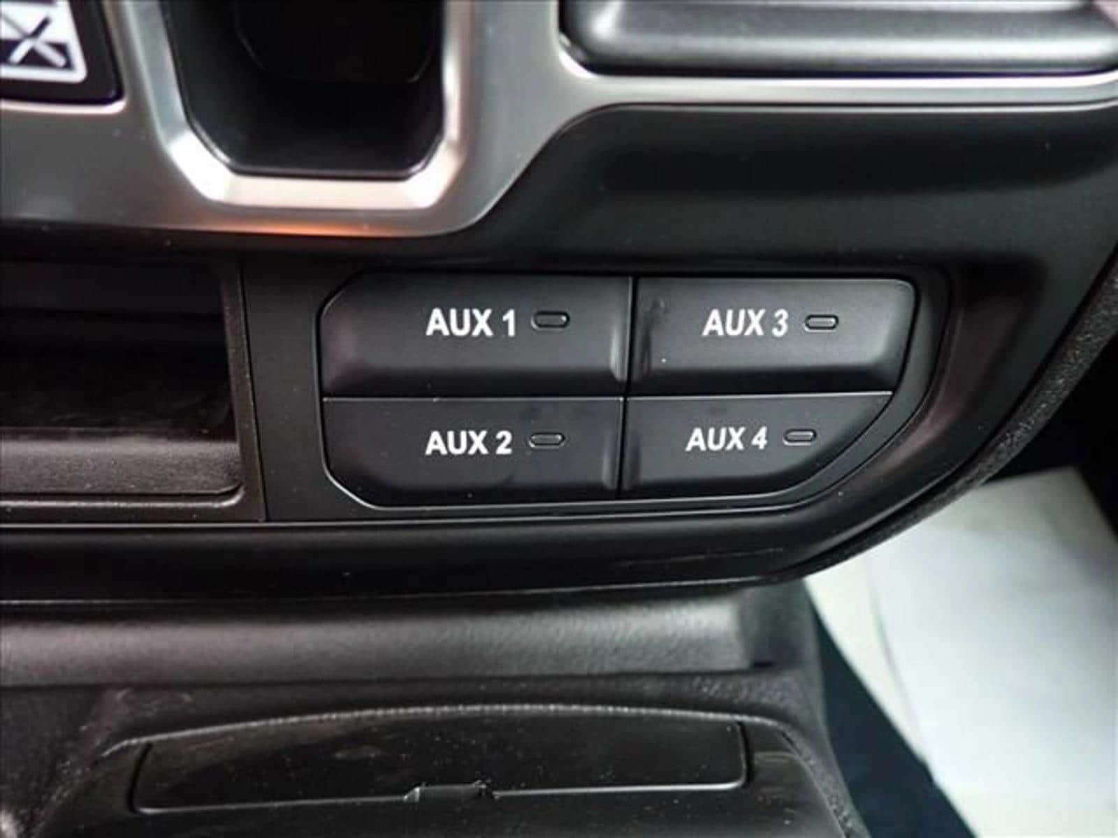 2025 Jeep Gladiator Sport S - Photo 19