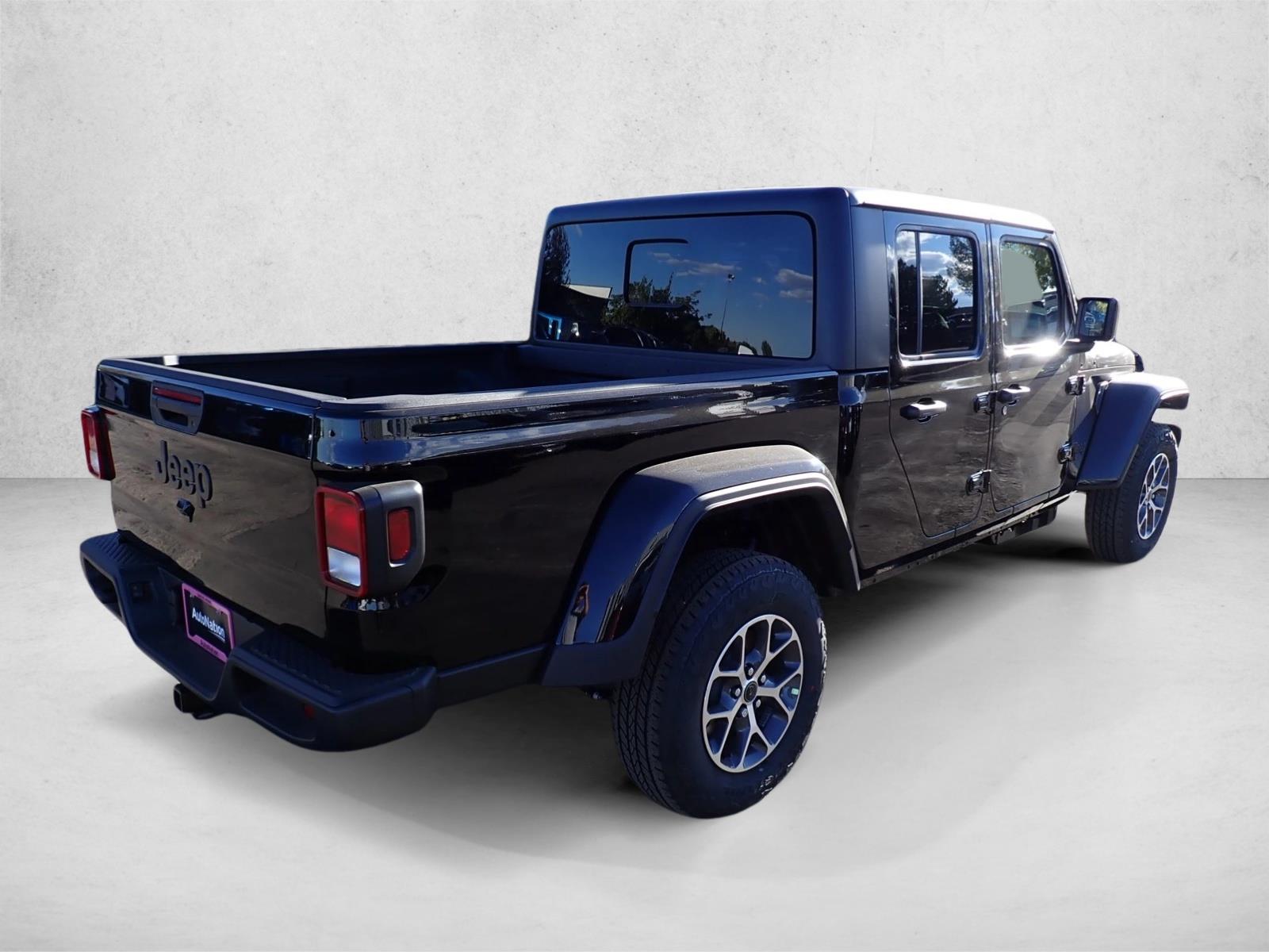 New 2027 Jeep Gladiator Sport S Truck Crew Cab