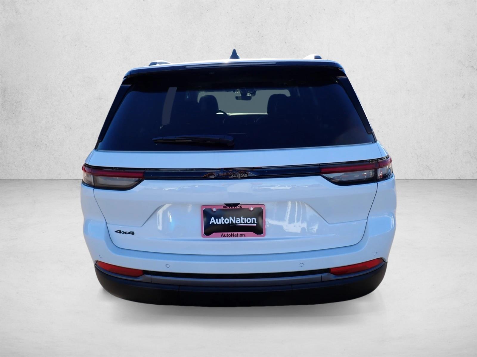 New 2027 Jeep Grand Cherokee Laredo Altitude SUV