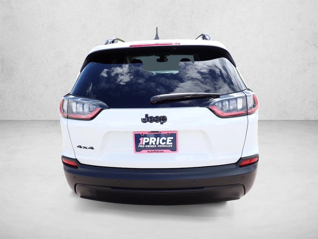 Used 2023 Jeep Cherokee Altitude Lux Sport Utility