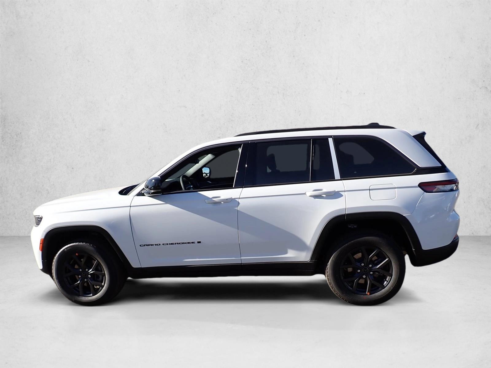 New 2027 Jeep Grand Cherokee Laredo Altitude SUV