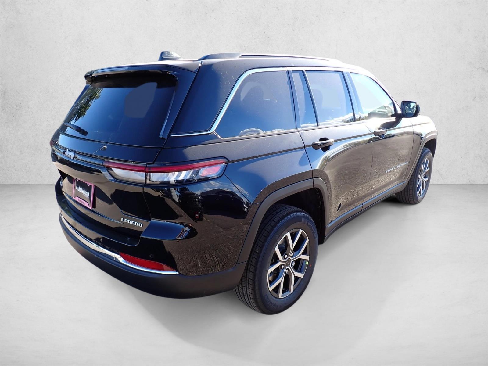 New 2027 Jeep Grand Cherokee Laredo X SUV