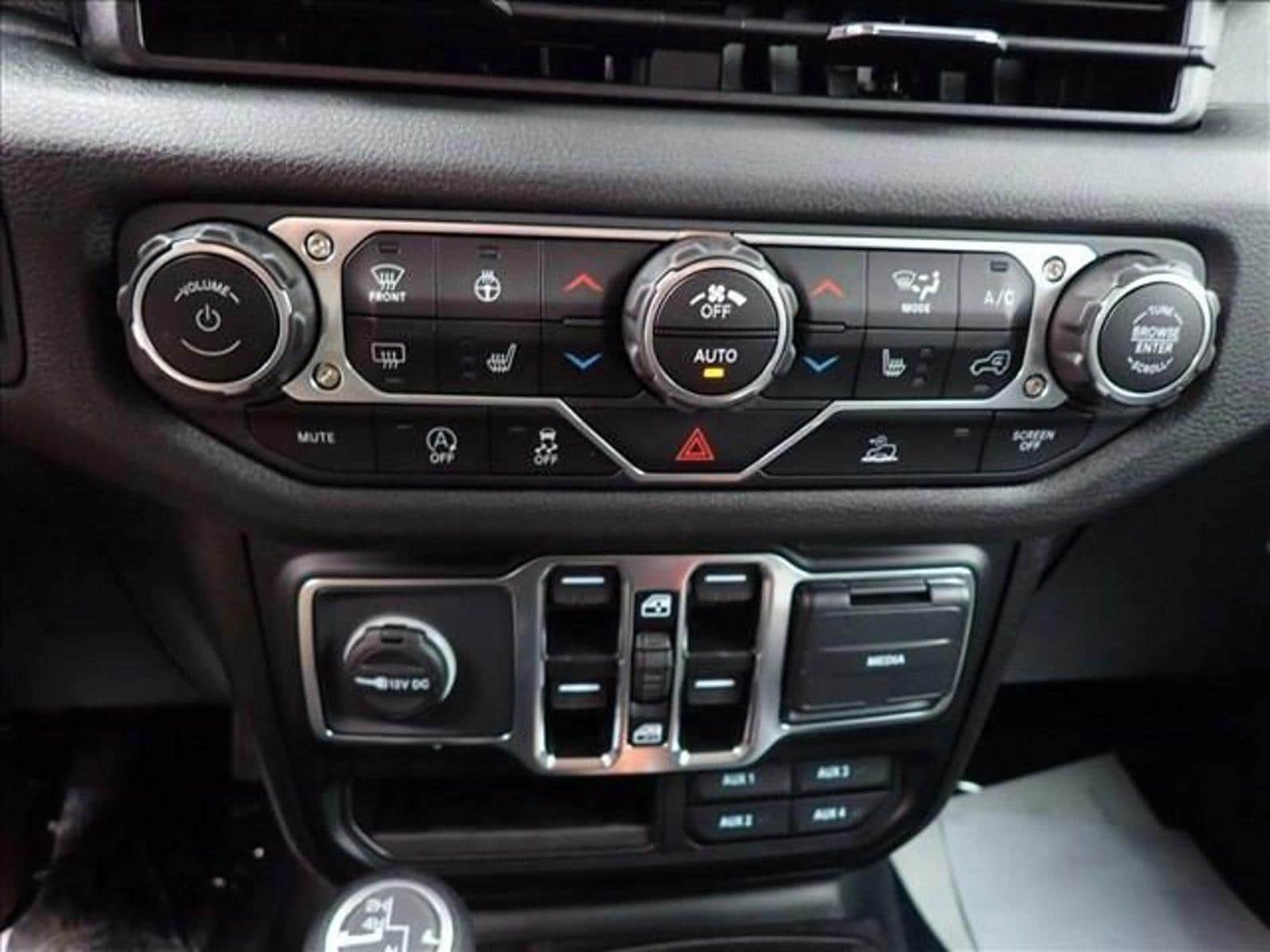 2025 Jeep Gladiator Sport S - Photo 16