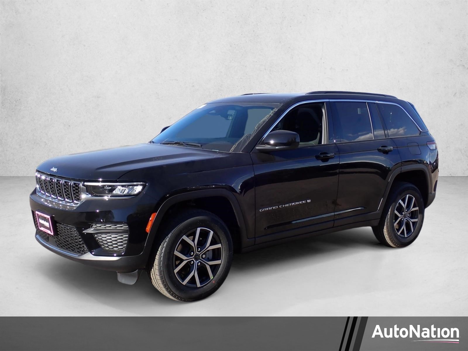 New 2027 Jeep Grand Cherokee Laredo X SUV