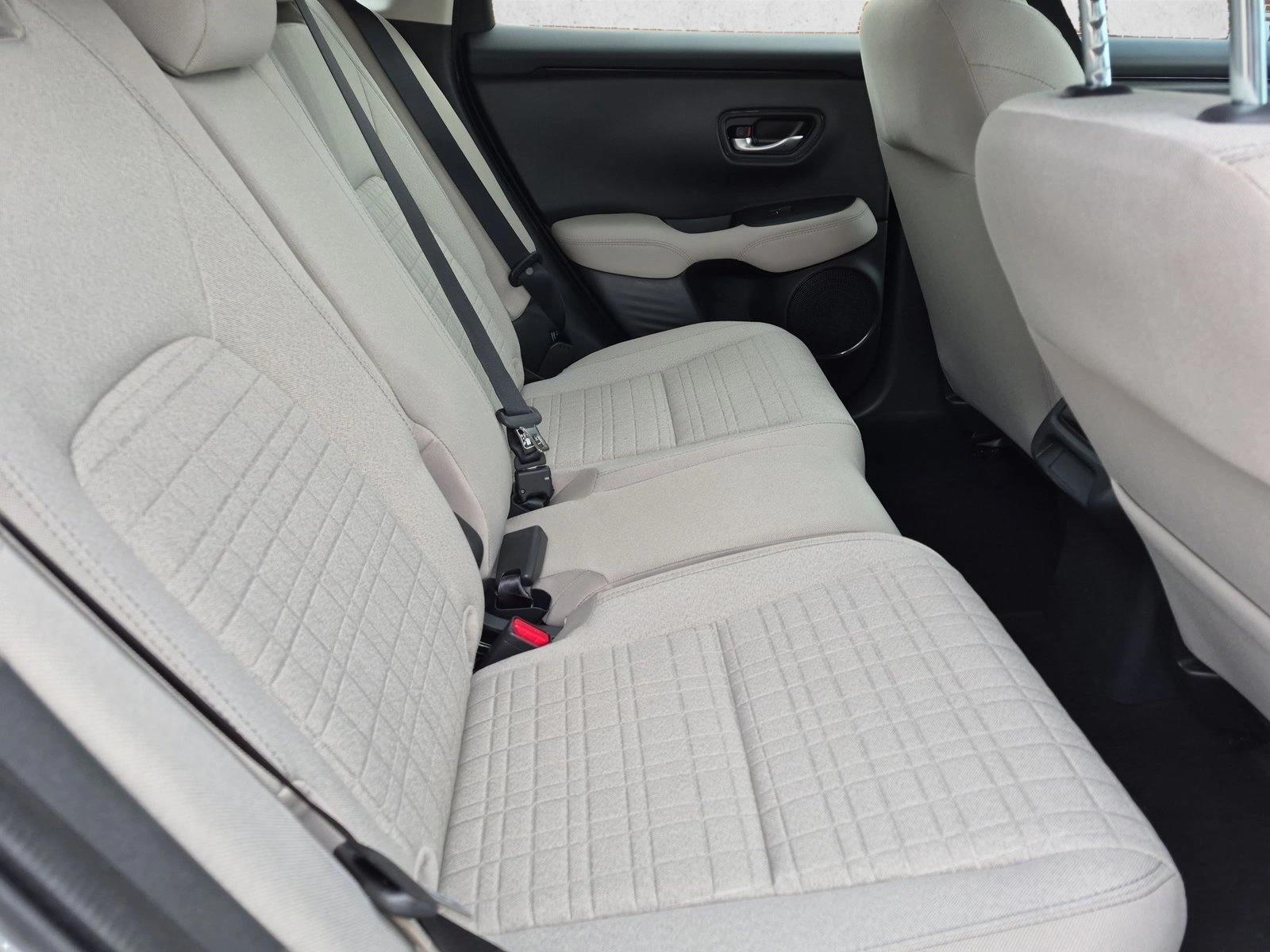 2027 Honda HR-V LX - Photo 18