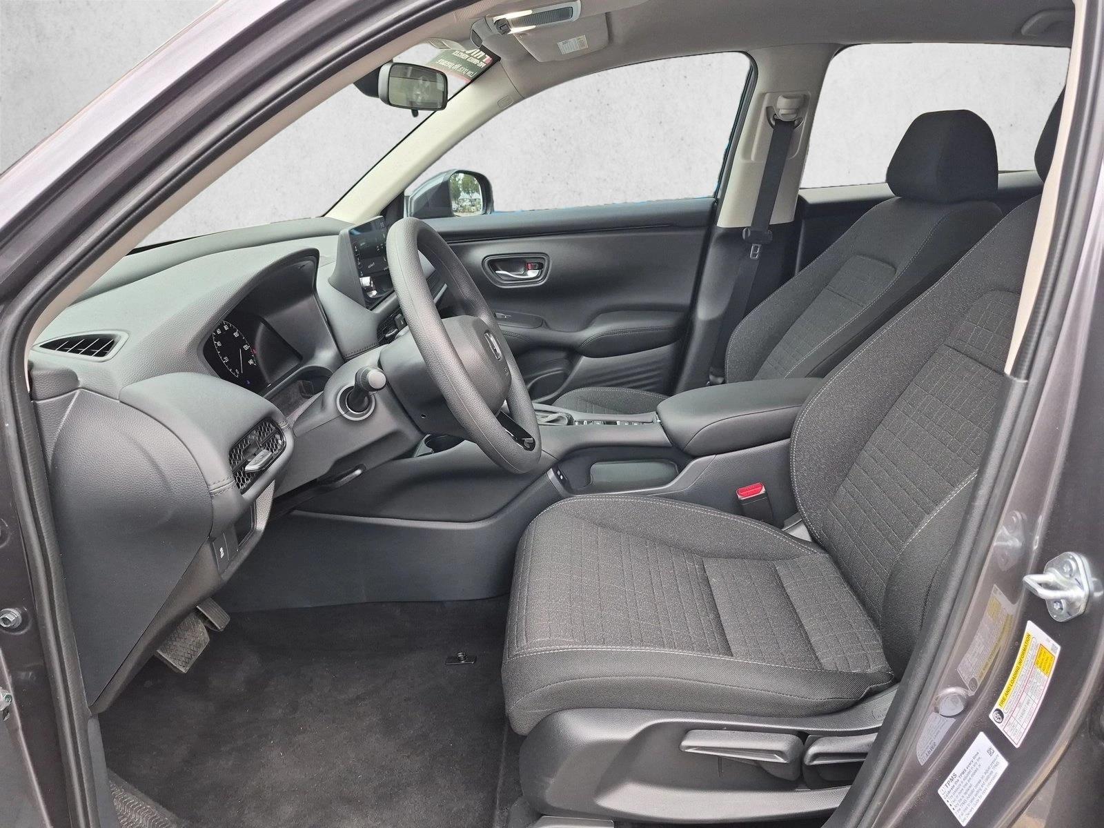 2027 Honda HR-V LX - Photo 15