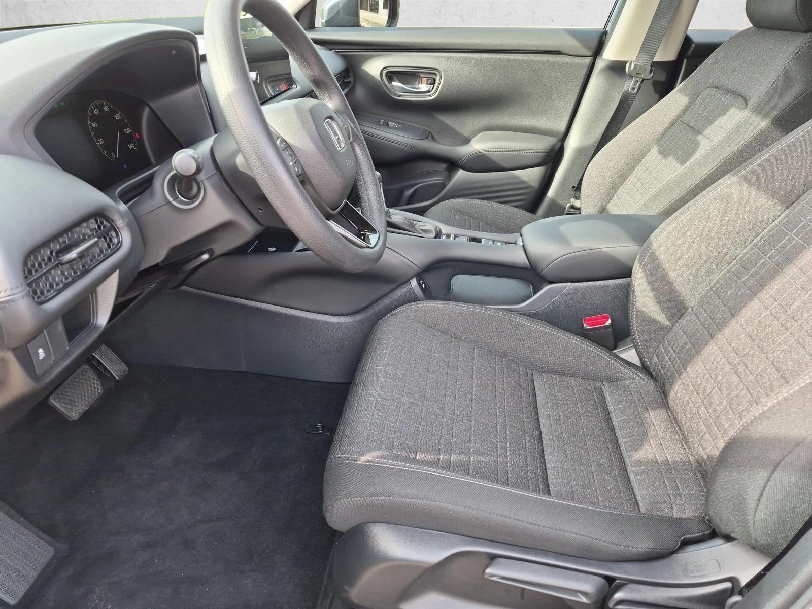 2027 Honda HR-V LX - Photo 29