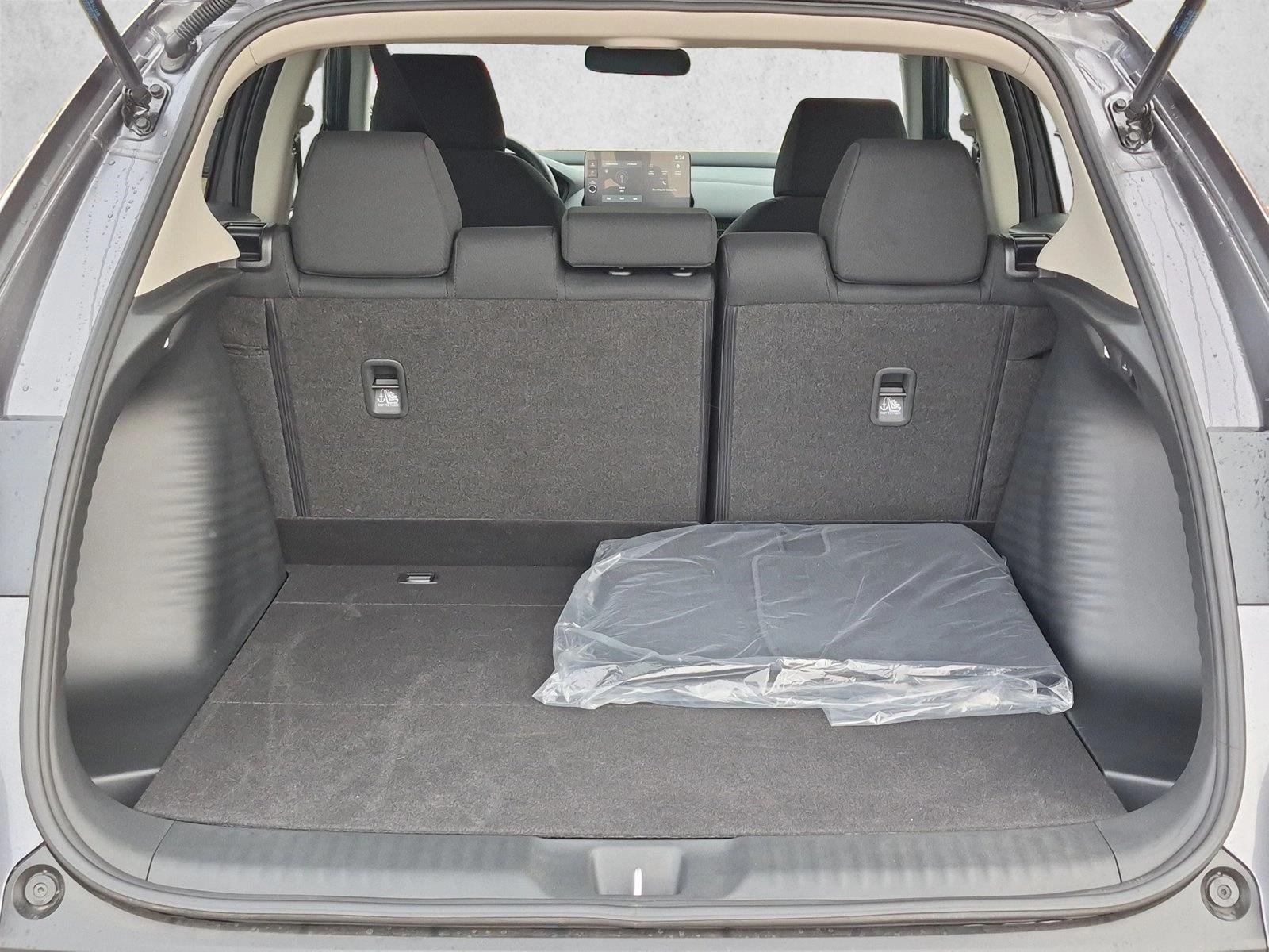 2027 Honda HR-V LX - Photo 11