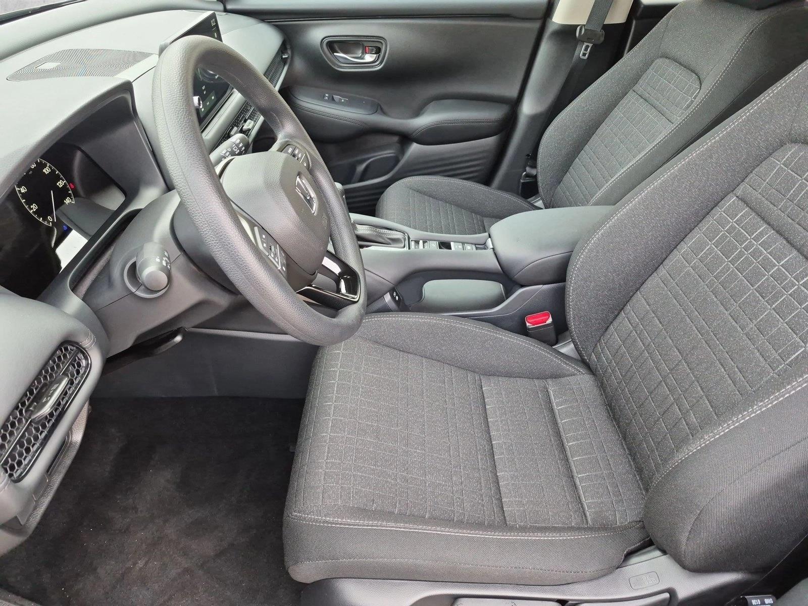 2027 Honda HR-V LX - Photo 30