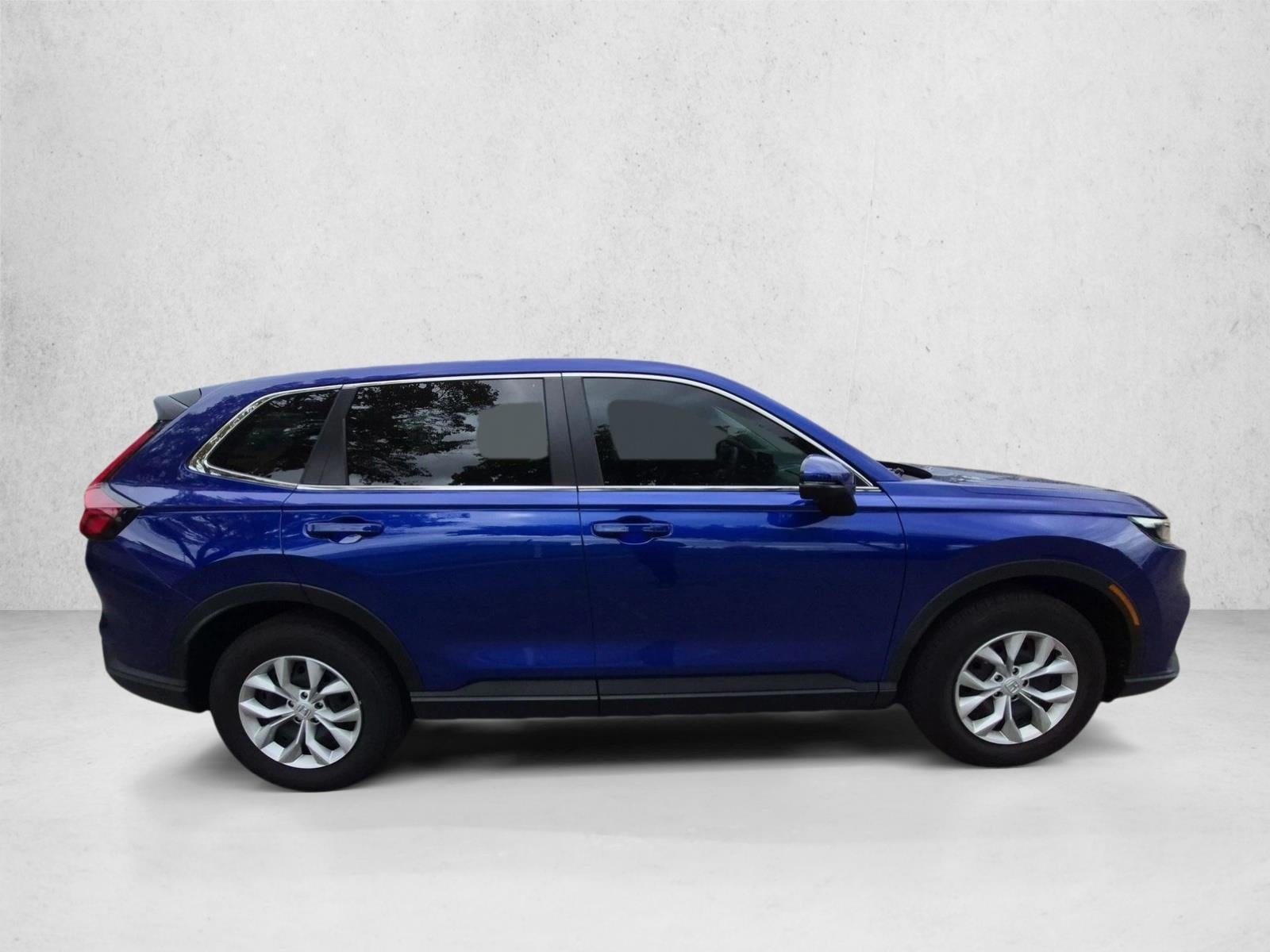 2025 Honda CR-V LX - Photo 4