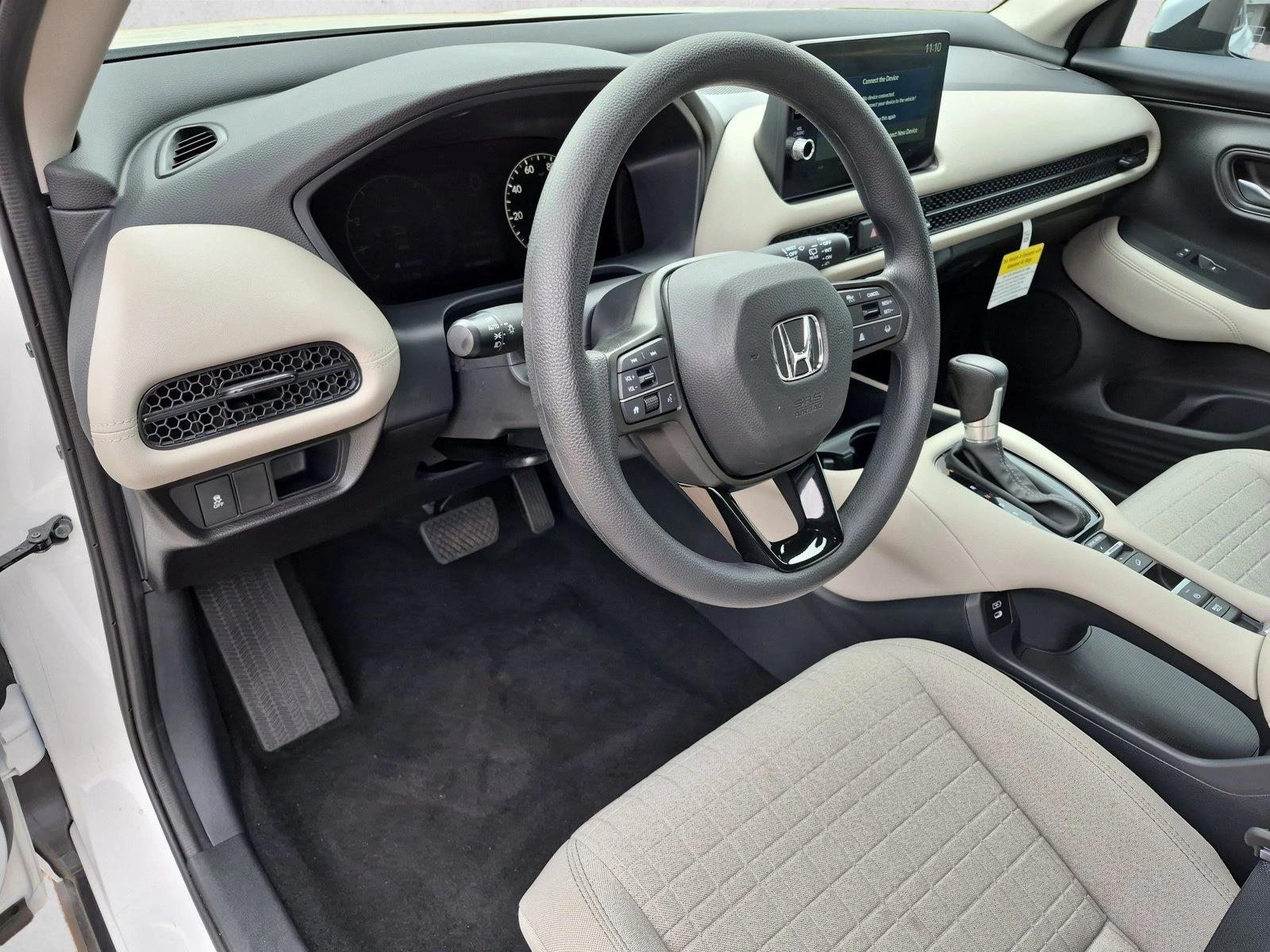 2027 Honda HR-V LX - Photo 10