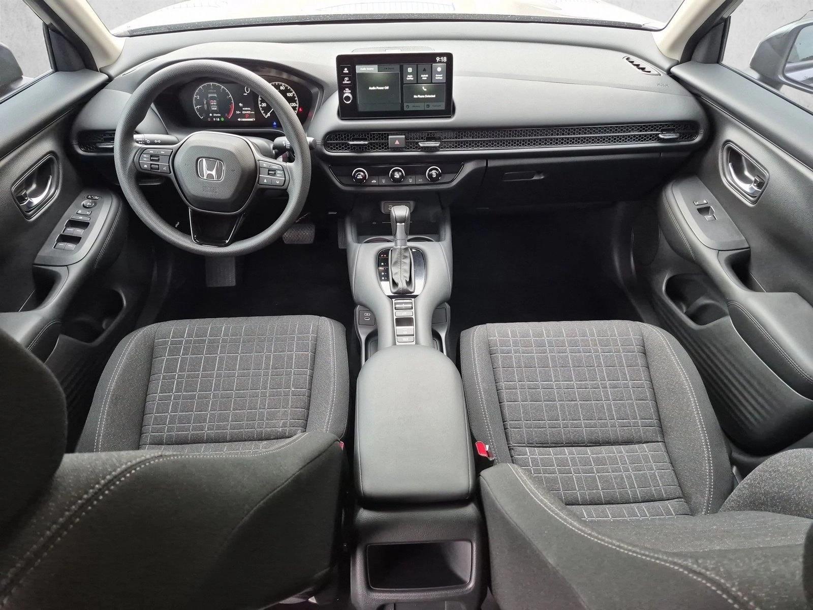 2027 Honda HR-V LX - Photo 17