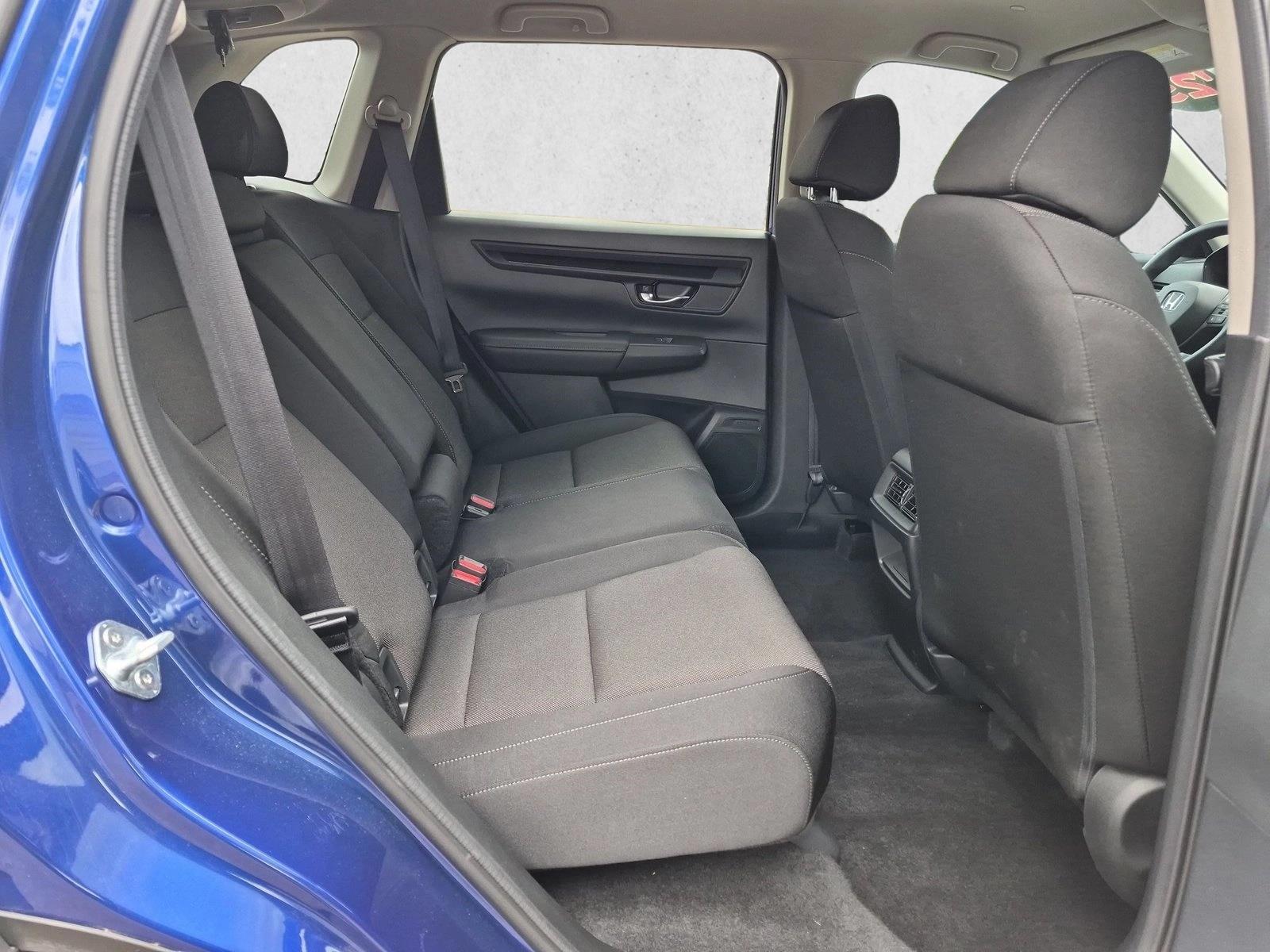 2025 Honda CR-V LX - Photo 19